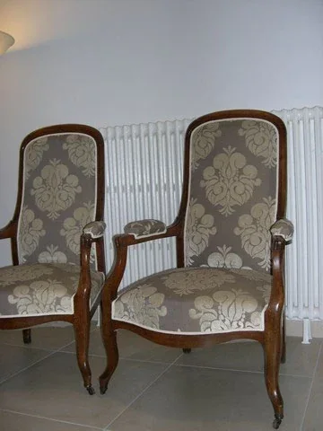 Voltaire tissu Galliera de Casal finition double passepoil